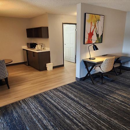 Отель La Quinta By Wyndham Warner Robins - Robins Afb Экстерьер фото